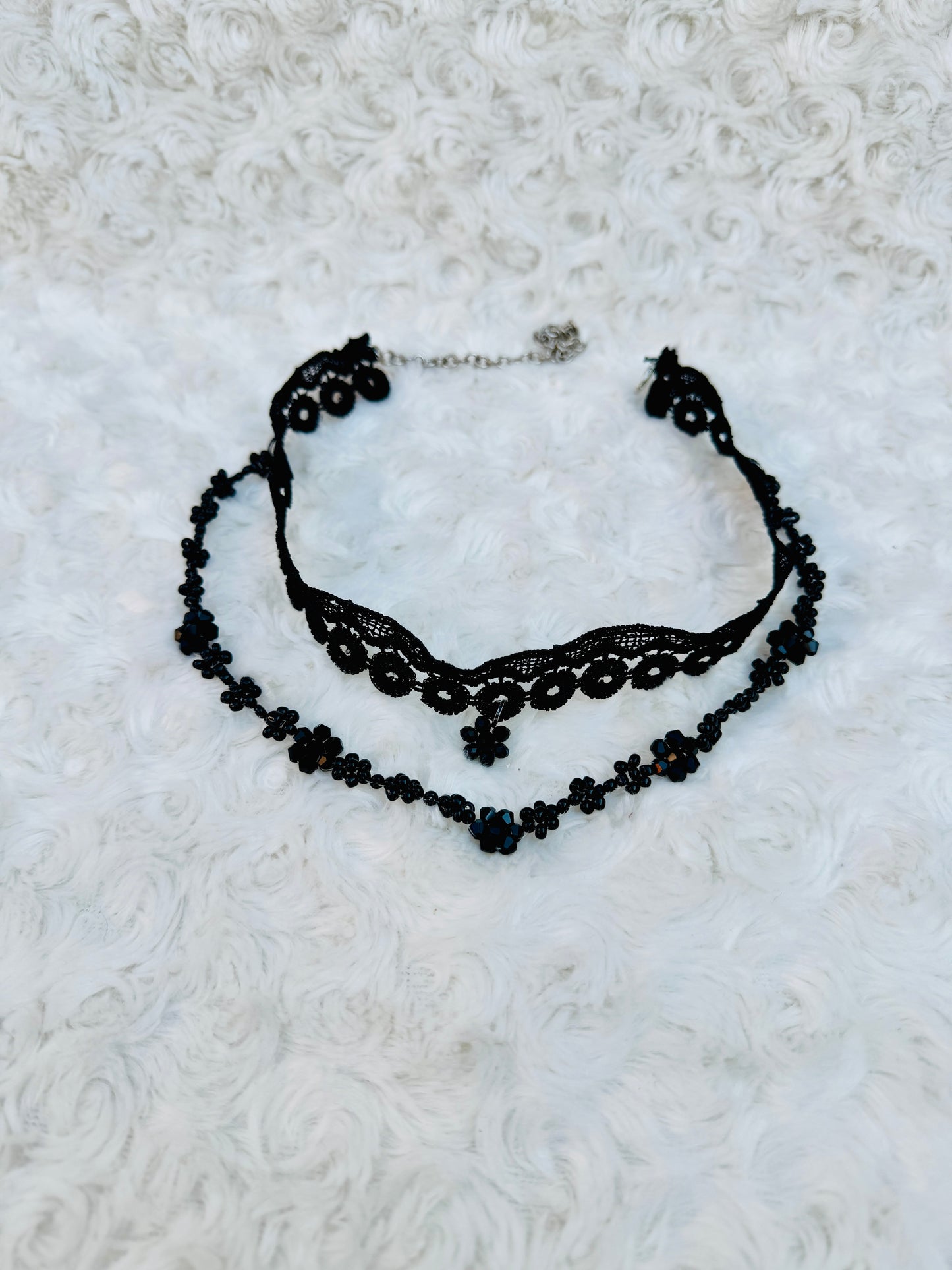 Elegant Black Lace Choker with Beaded Layer and Pendant