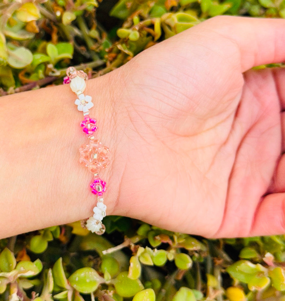 White and Pink Flower Beaded Bracelet with Pearls & Crystals